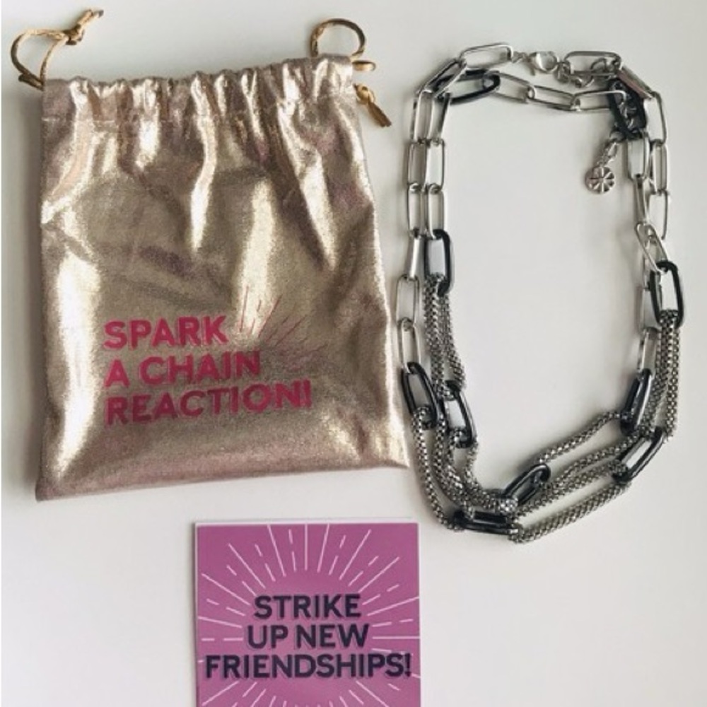 NWOT Mary Kay "Spark A Chain Reaction" Necklace by RJ Graziano